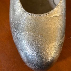 Silver Capezio 650 size 7 tap shoes